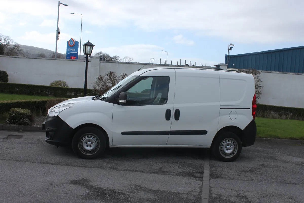 Opel Combo 1.3 CDTI Van,  2018 - Image 3