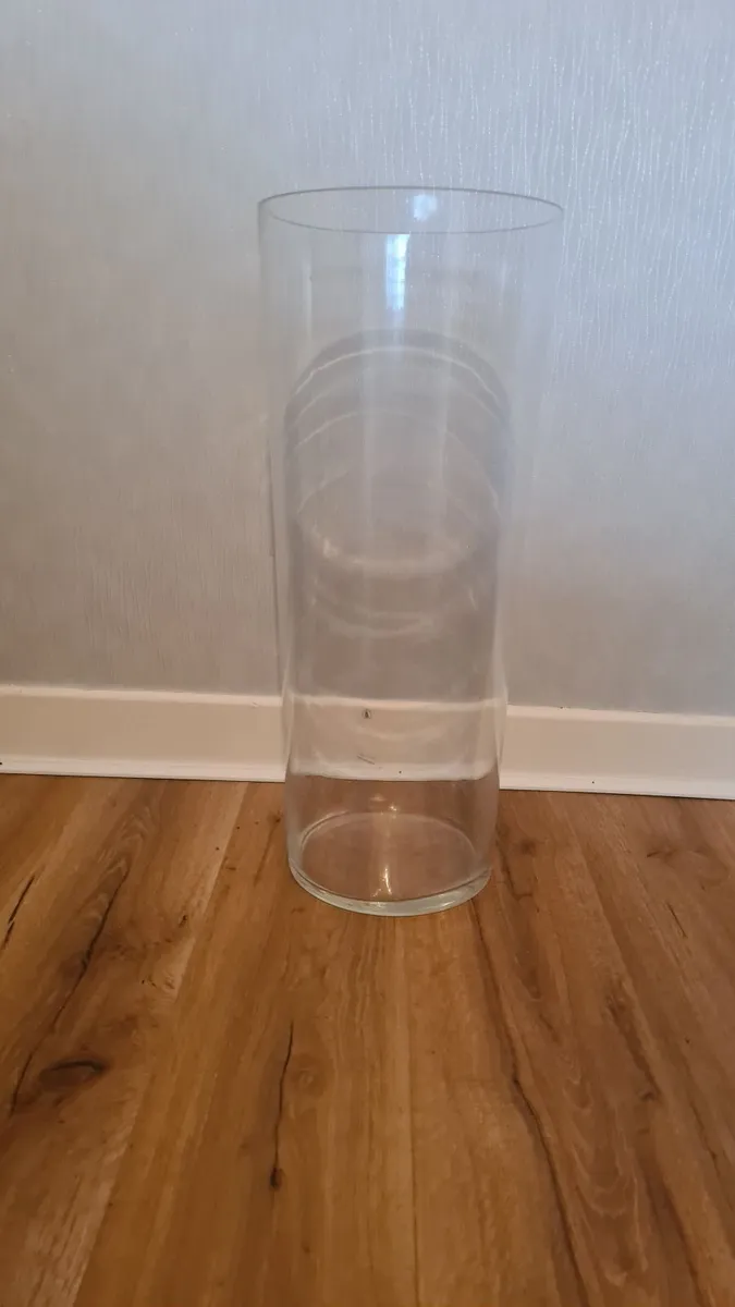 Glass vase - Image 2