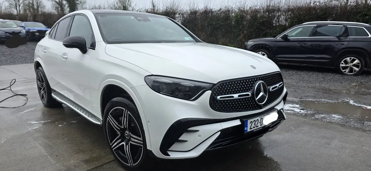232 MERCEDES GLC 300D 4 MATIC - Image 3