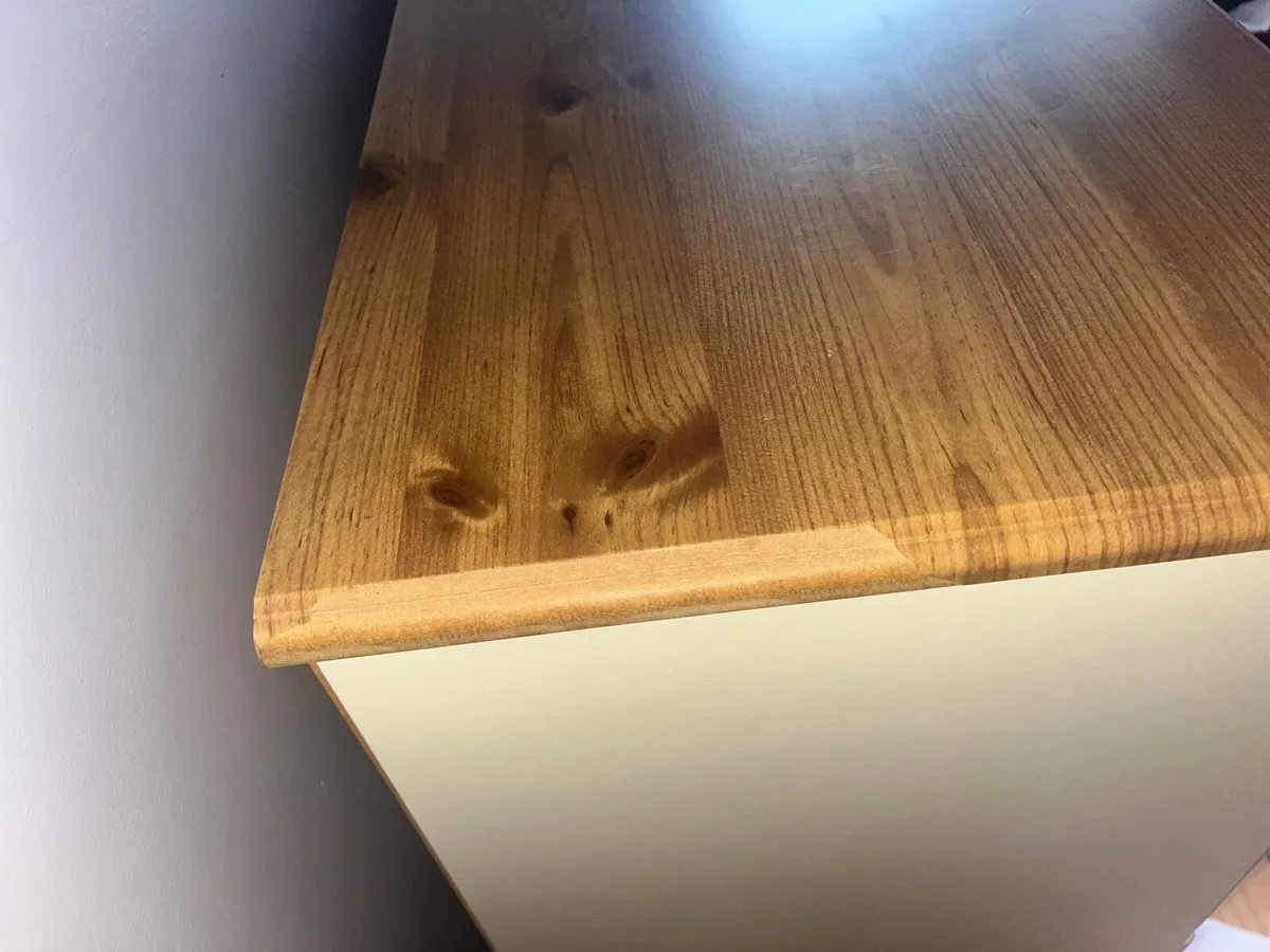 Desk / dresser - Image 4