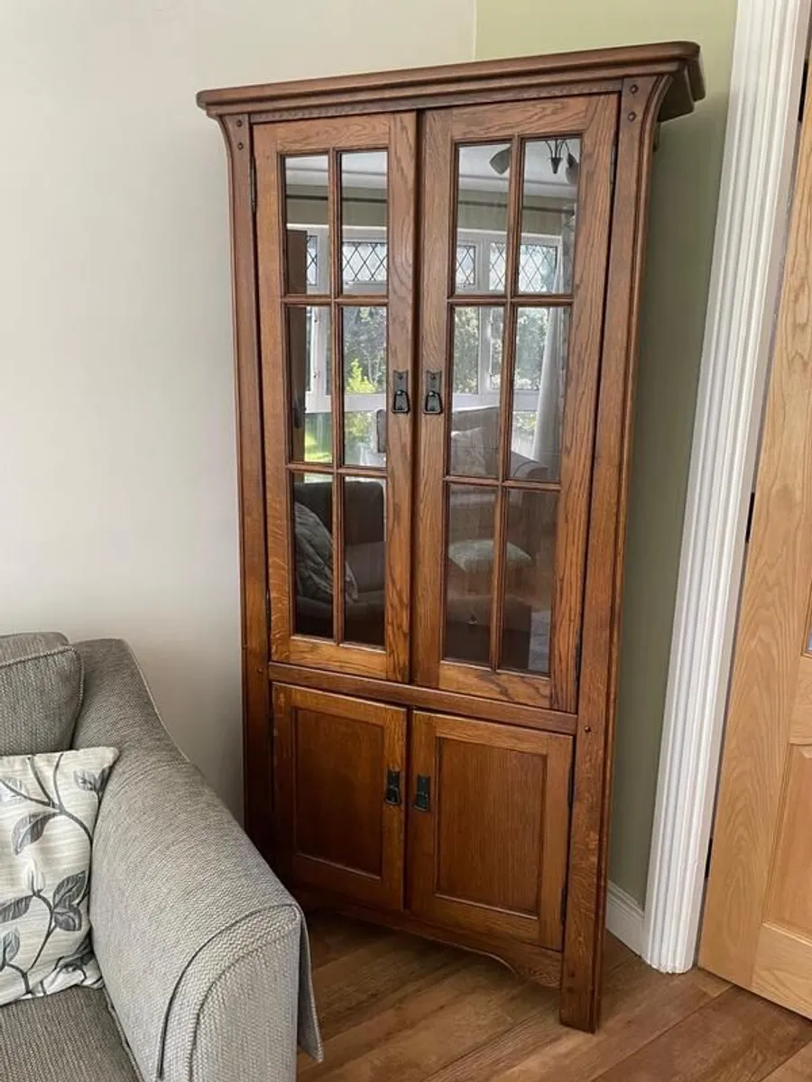 Matching Display and TV cabinets - Image 1