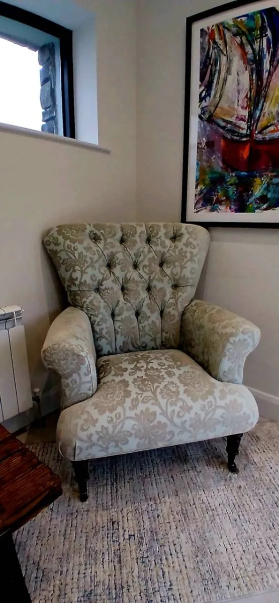 Solid Arm Chair - Image 1