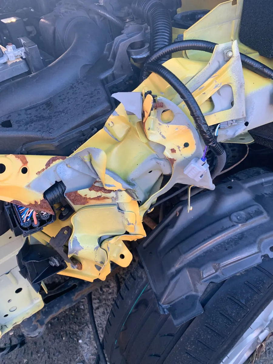 2016 NISSAN JUKE DIESEL - Image 4