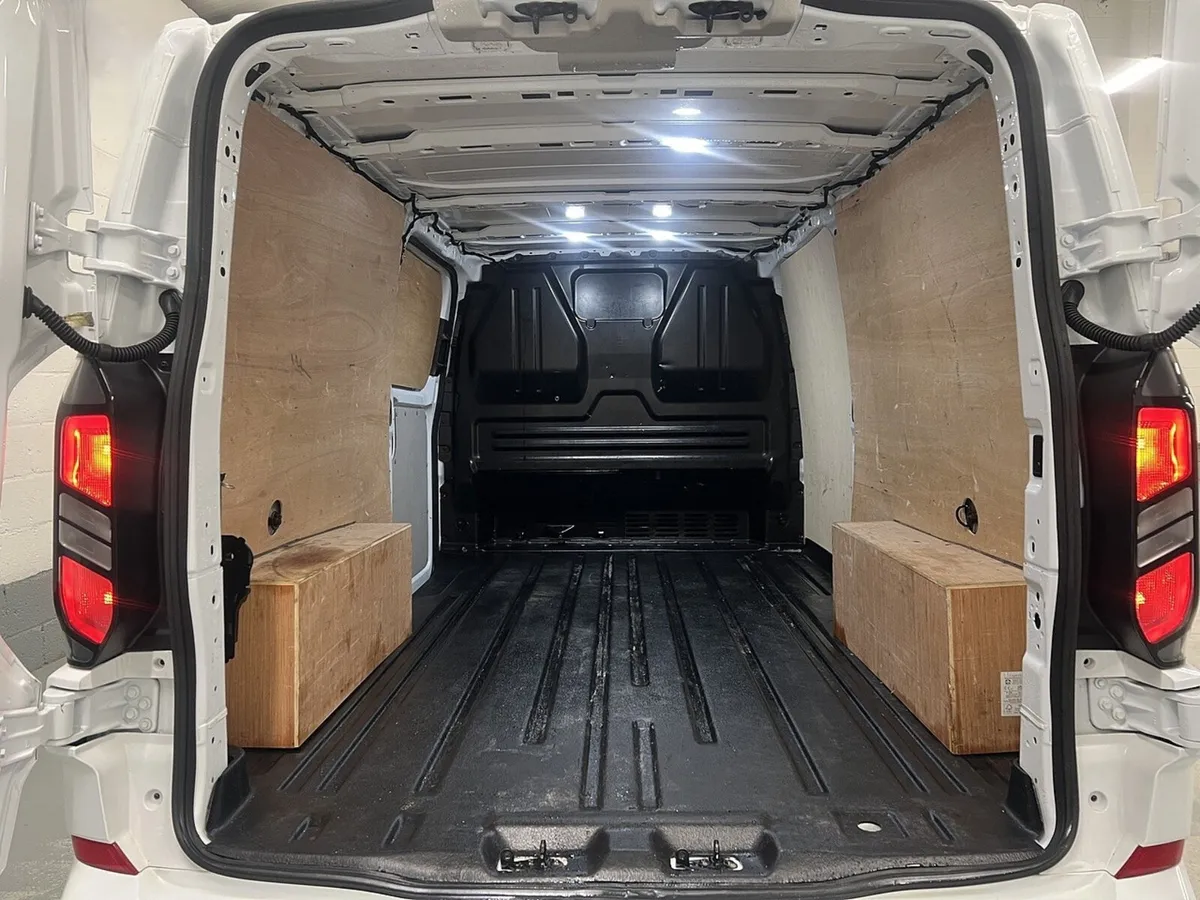 2024 Ford Transit Custom Panel Van - Image 2