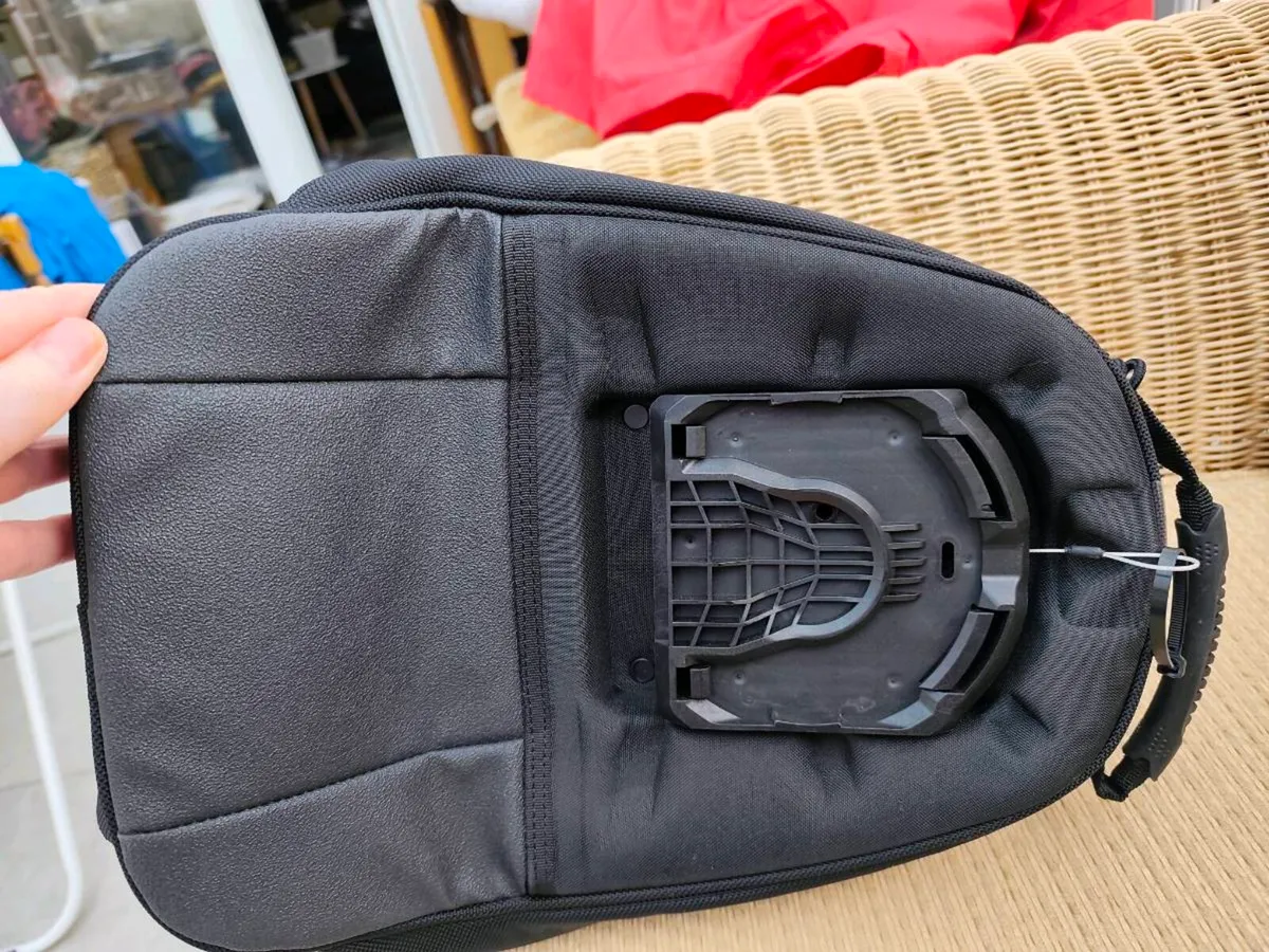 SW MOTECK PRO city tank bag motorcycle - Image 3