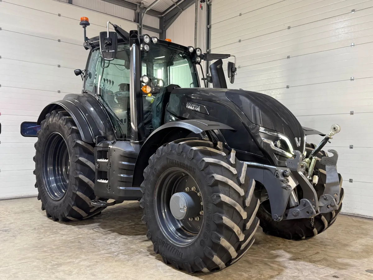 Valtra T195 Active **3200 hours!!**57kph Unlimited - Image 2
