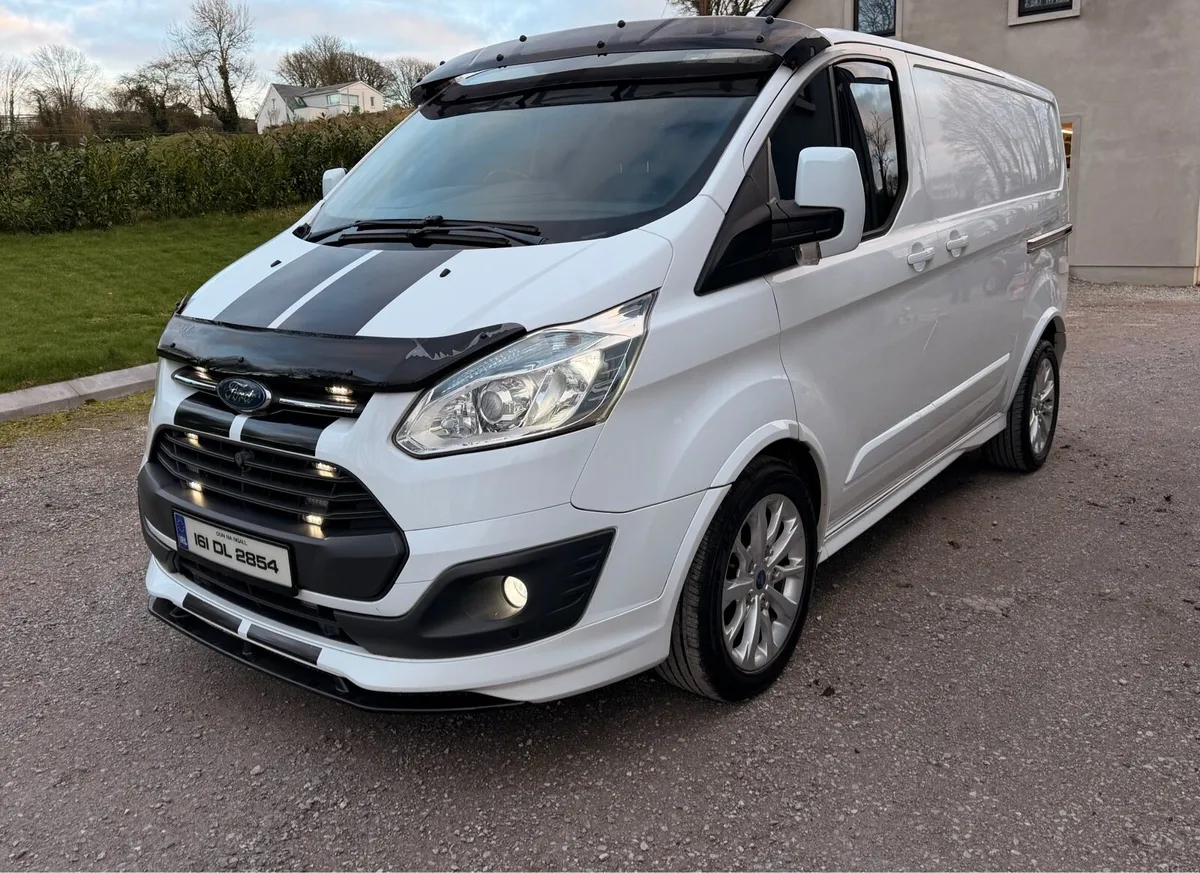 Ford Transit Custom Sport - Image 2
