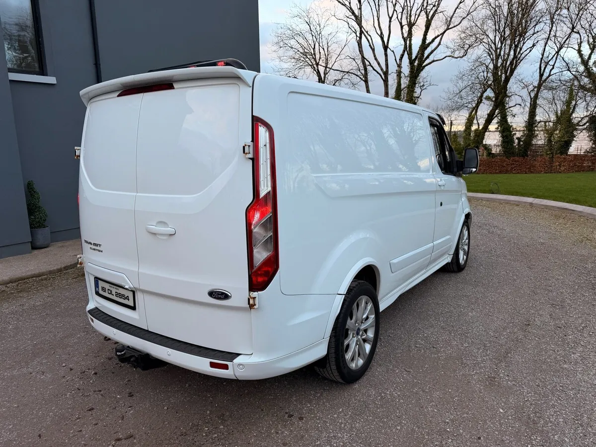 Ford Transit Custom Sport - Image 4