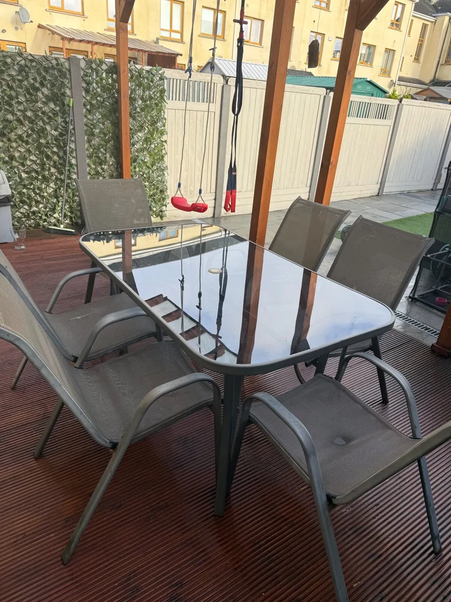 Garden dining table set with 6 chairs - Image 1