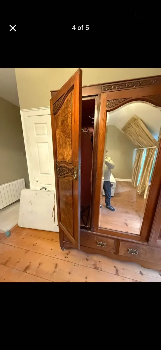 Vintage  mahogany wardrobe - Image 3