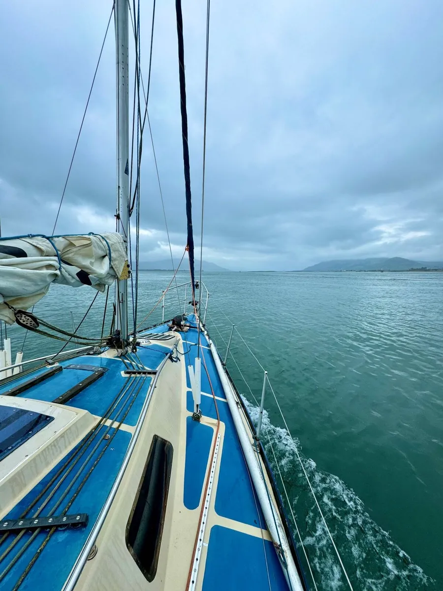 Evolution Yacht 30ft 6 berth for sale or 50% share - Image 4