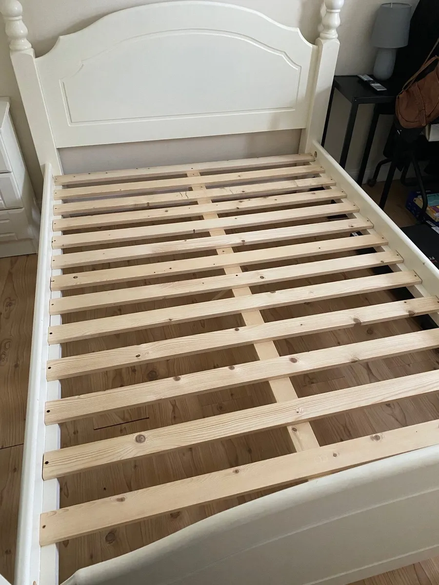 Double bed - Image 3