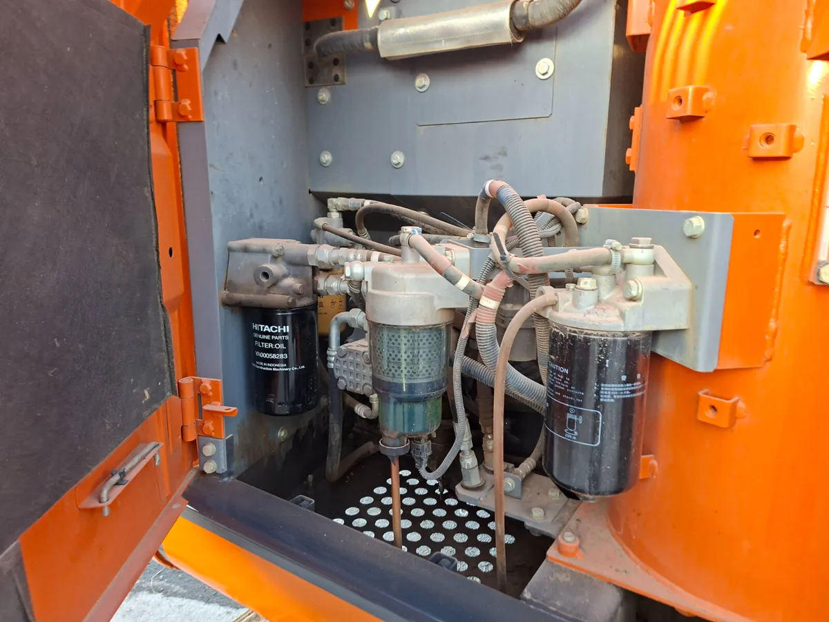 2018 Hitachi 130.6 Nice and tidy - Image 3