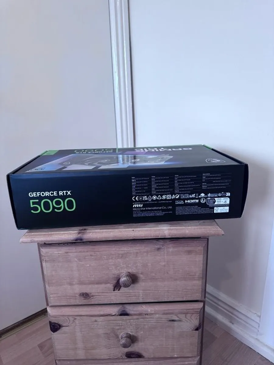 MSI GeForce RTX 5090 Gaming Trio OC - Image 2