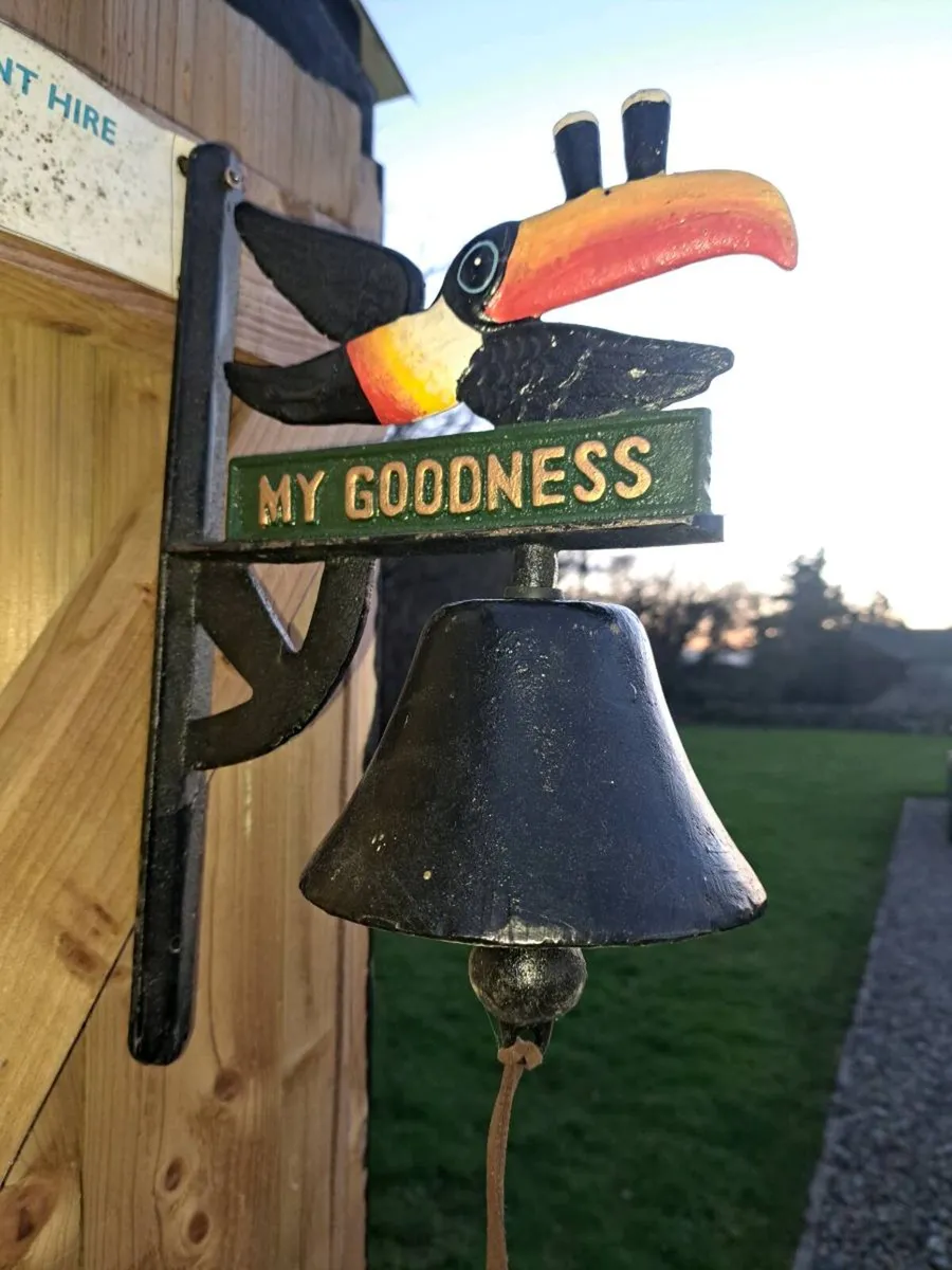 Guinness cast iron bell - Image 3
