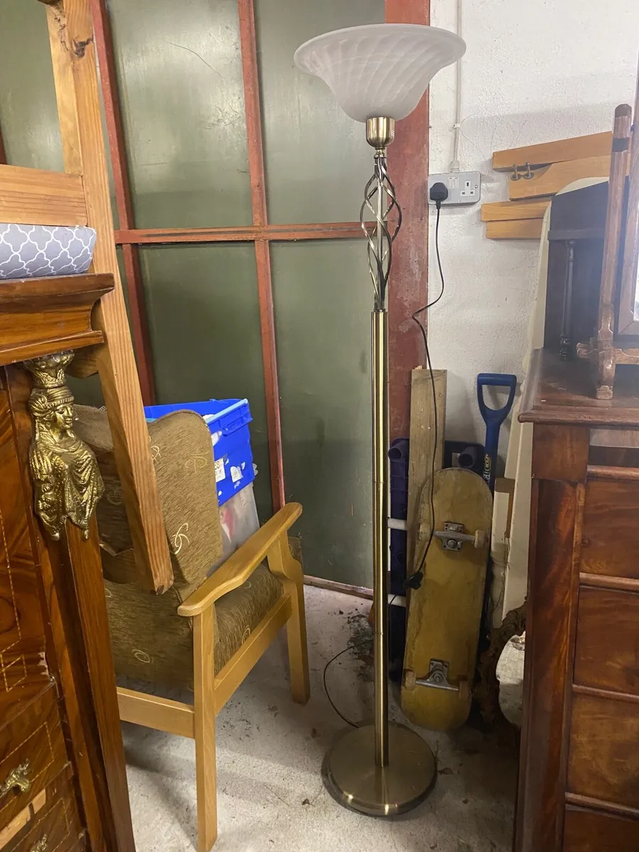Tall floor lamp - Image 2
