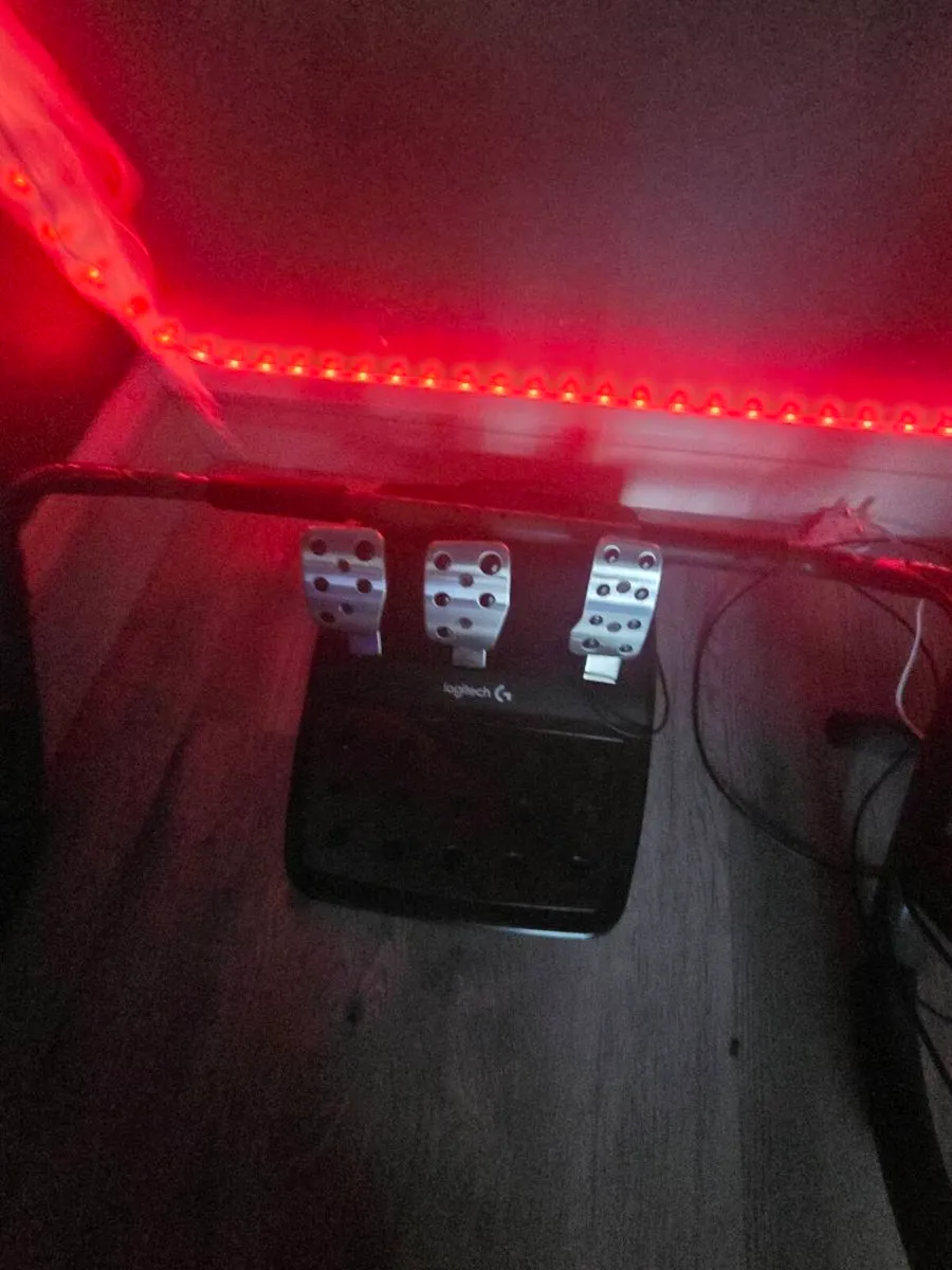 Logitech g920 force feedback - Image 3