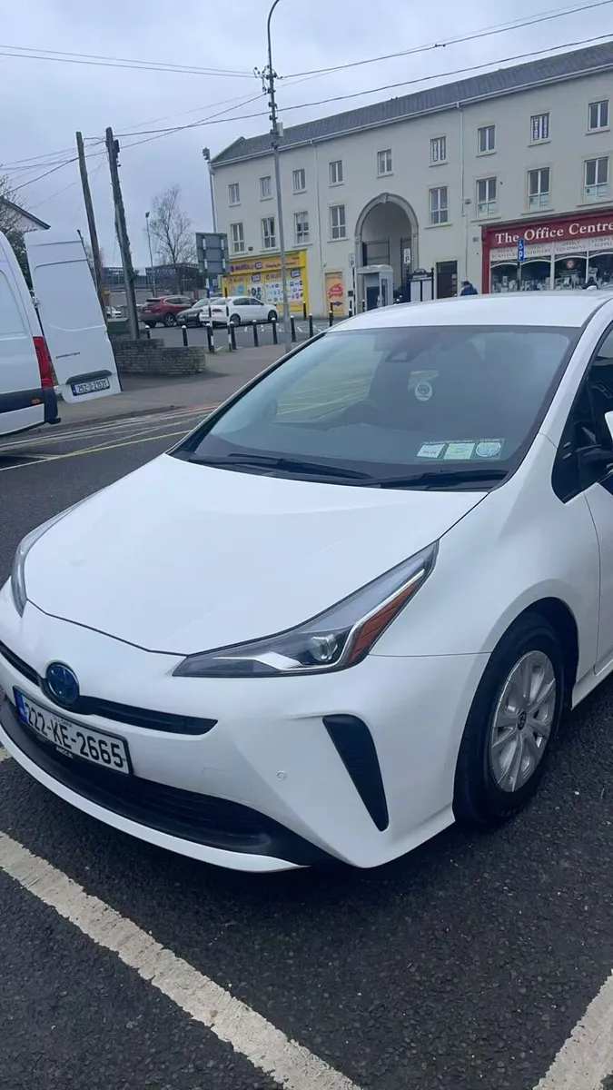 Taxi for rent - Image 3