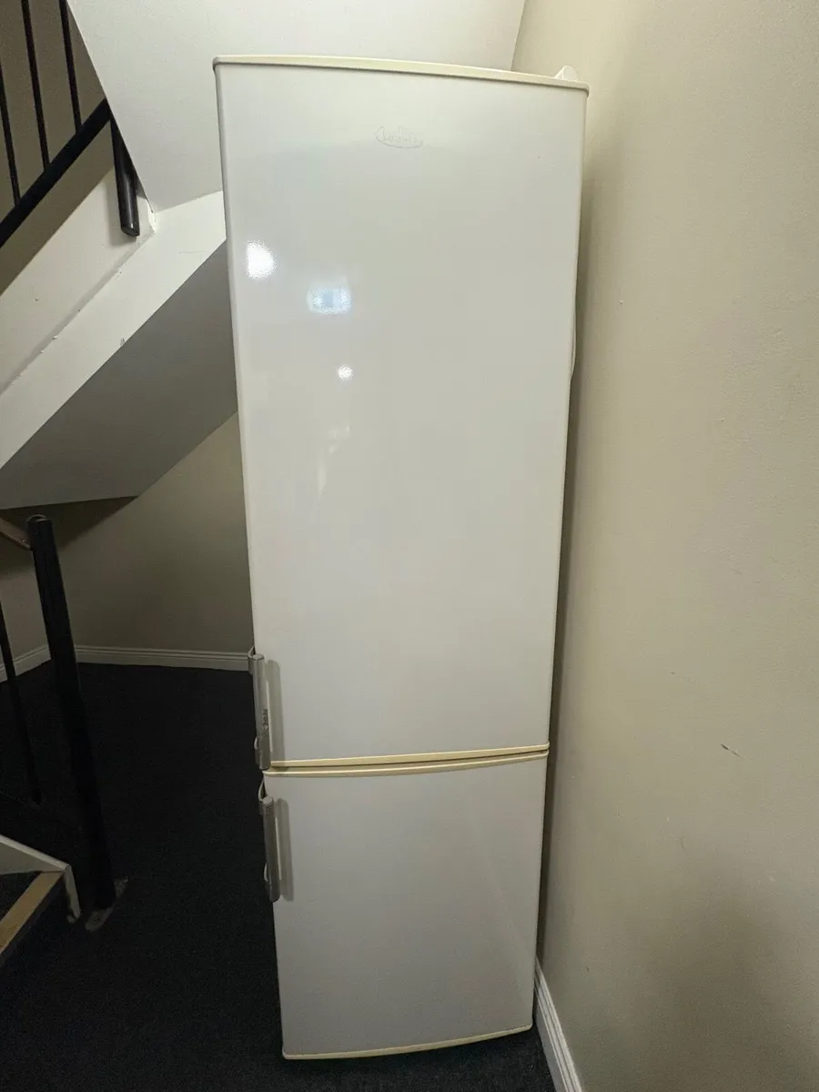 Fridge freezer - Image 2