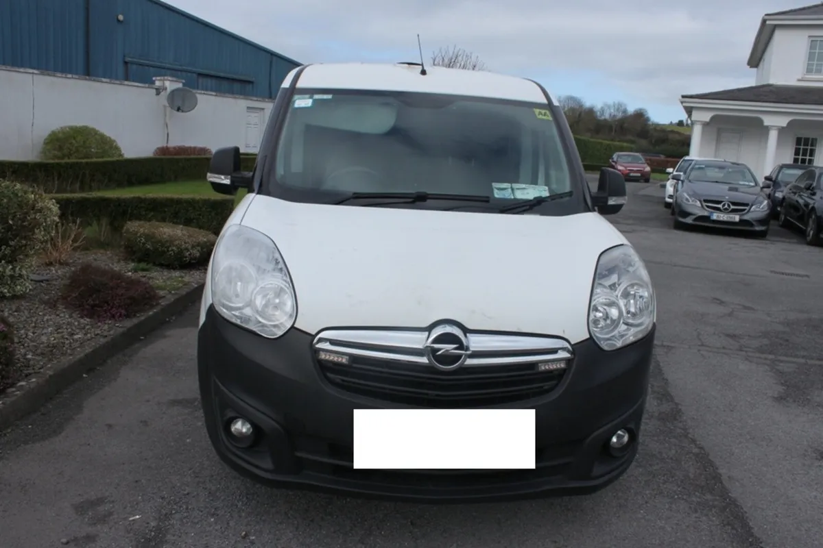 Opel Combo 1.3 CDTI Van,  2018 - Image 1