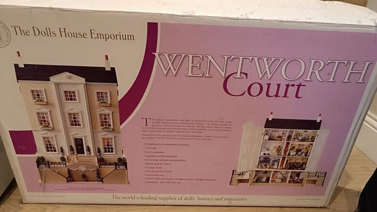 Dolls House - Image 3