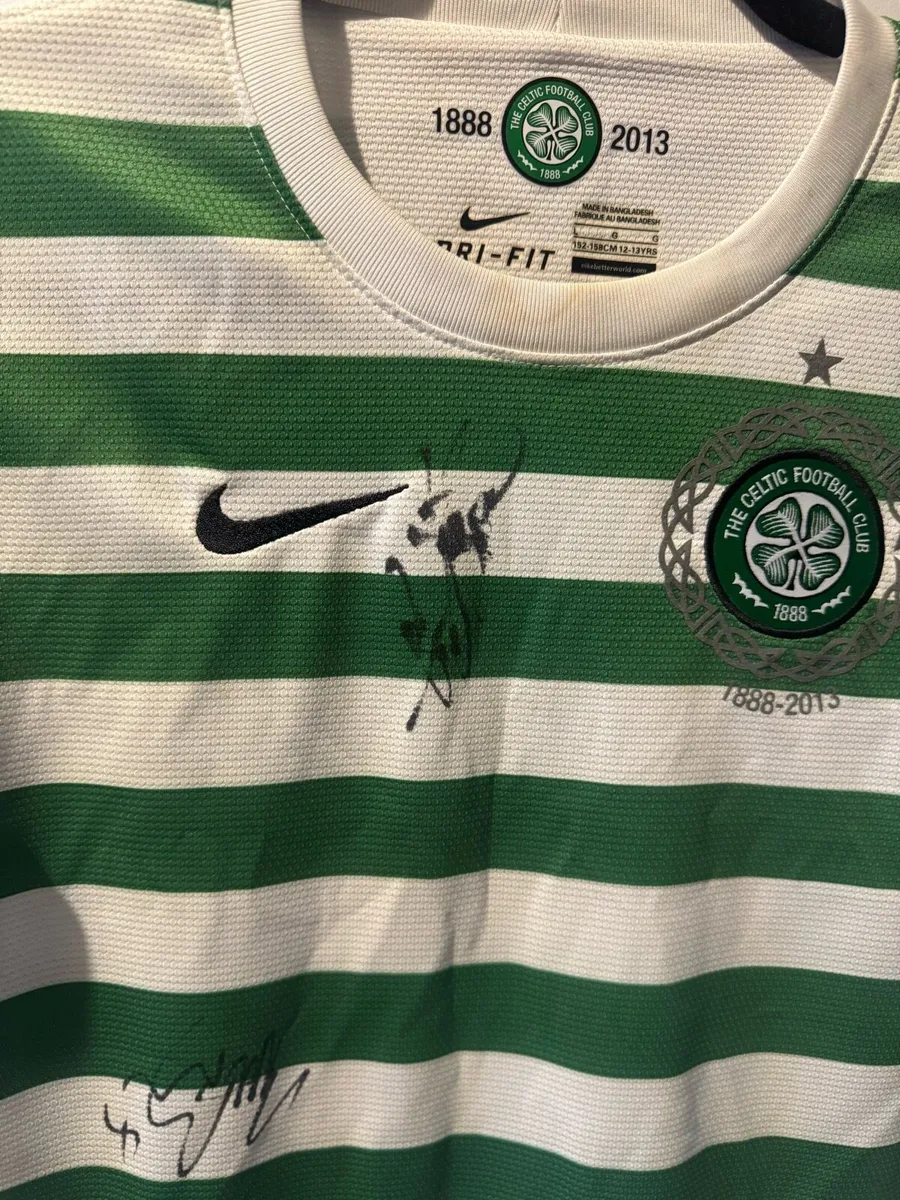 Signed Celtic Jersey - Image 2