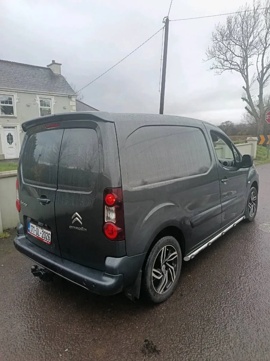 Citroen Berlingo Automatic - Image 2