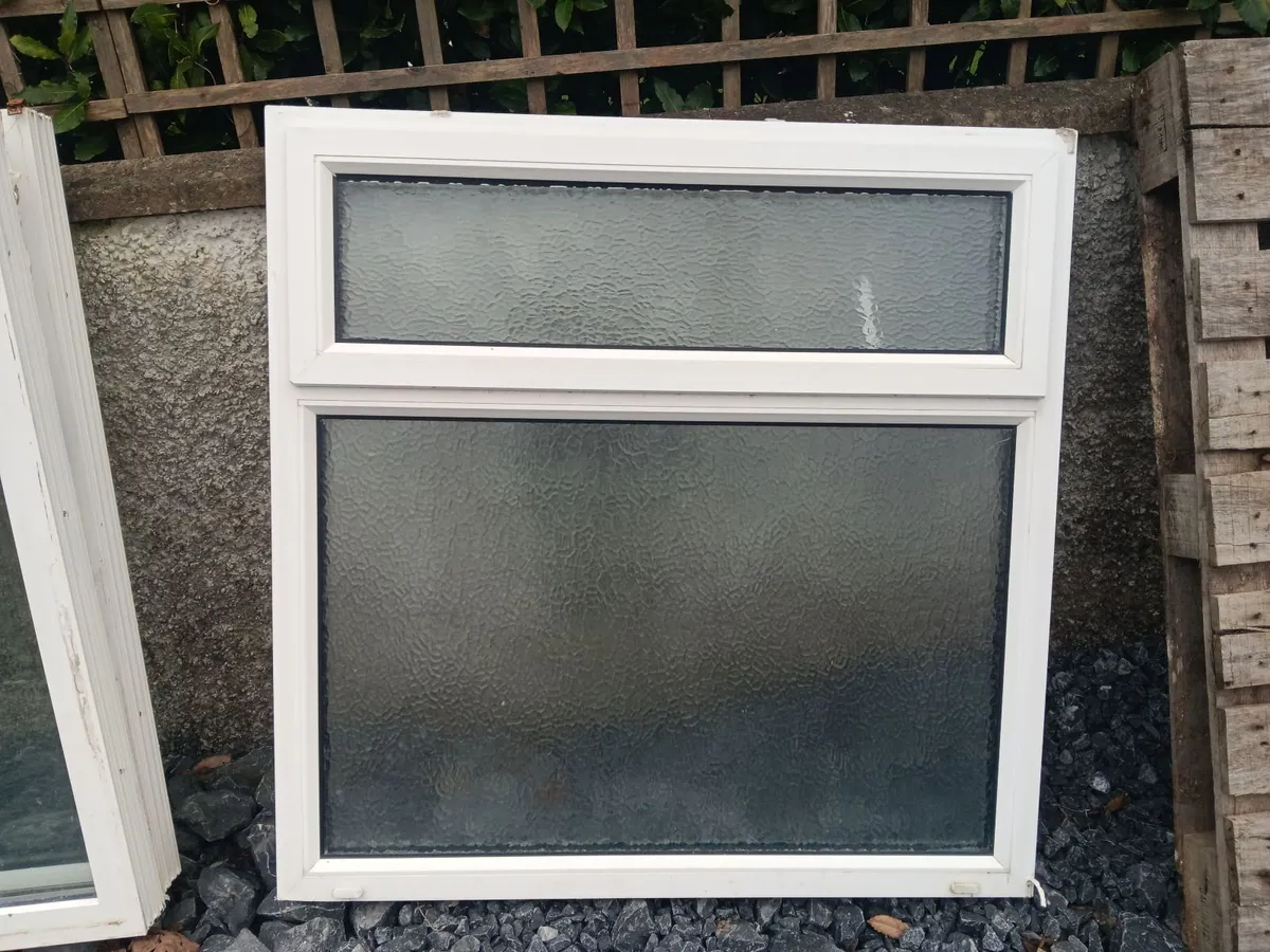 windows and patio door - Image 2