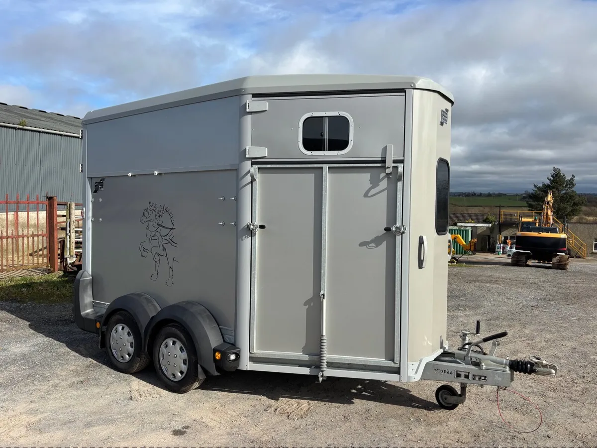 2024,IFOR WILLIAMS HB511 AS NEW - Image 1