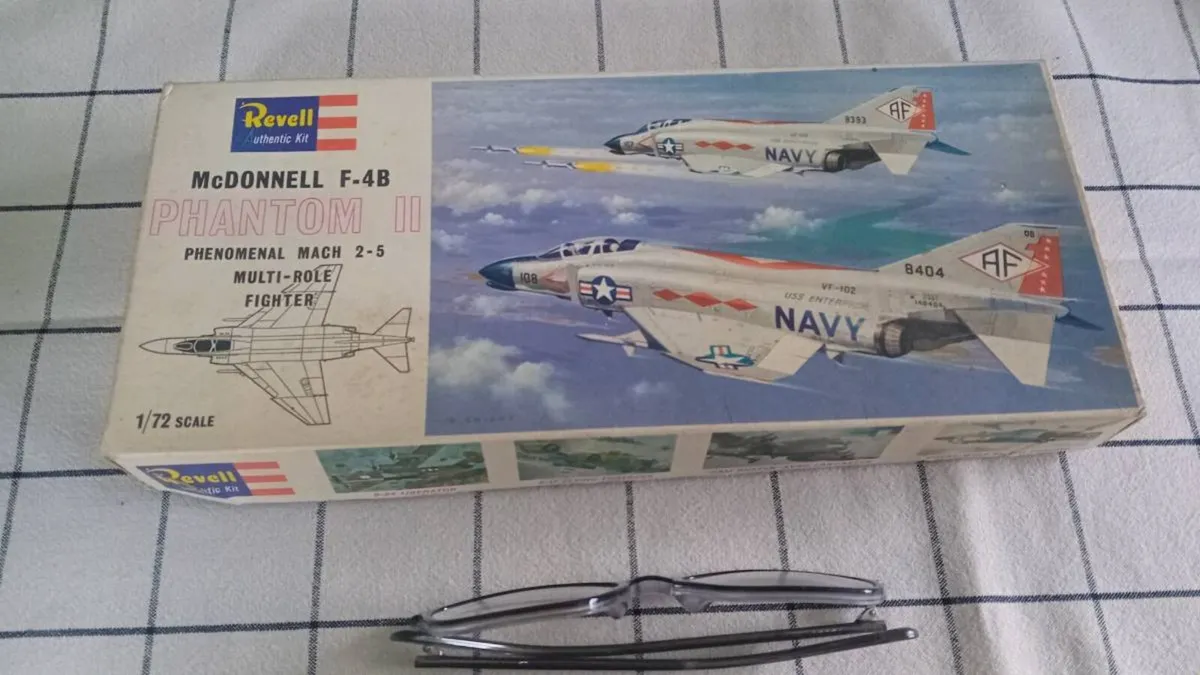 Vintage Kits - Image 1