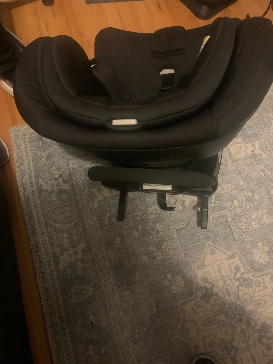 MyBabiie child car seat - Image 2