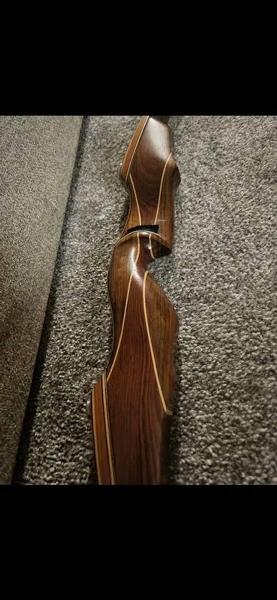 Traditional Recurve Bow - Image 2