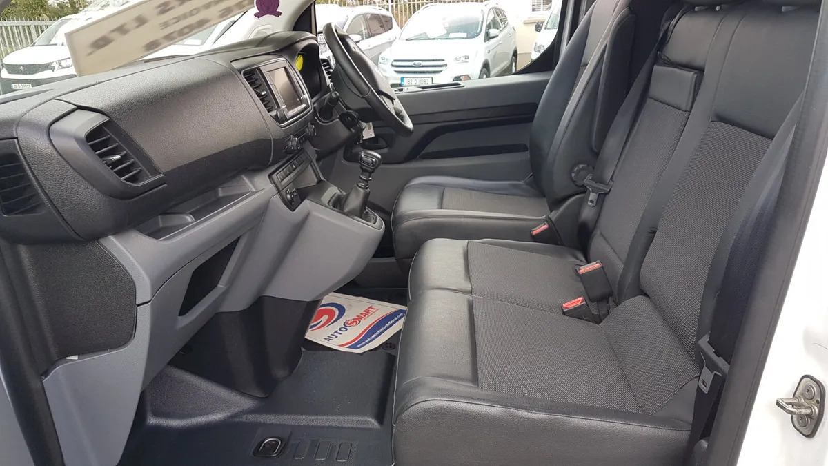 Citroen Dispatch 2021 LWB VAT INVOICE - Image 4