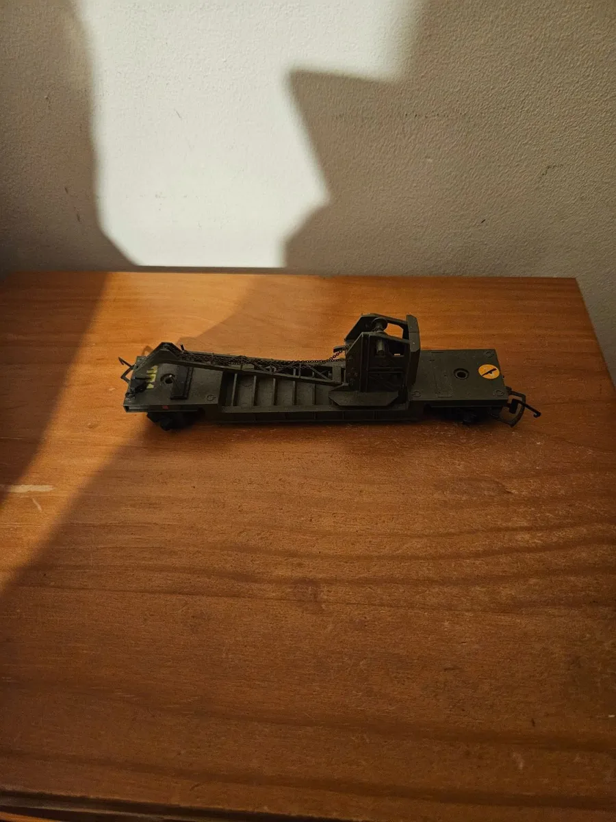 Hornby OO Gauge Crane - Image 2