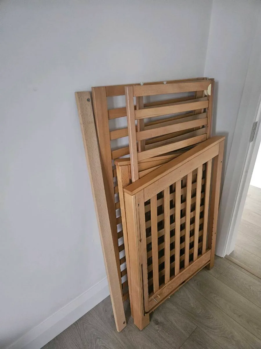 Mamas and papas cot - Image 2