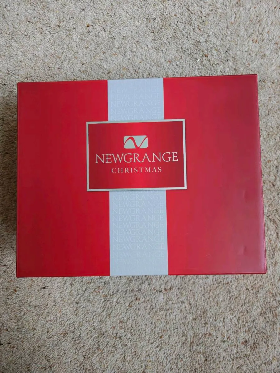 Newgrange Christmas Crystal Boxed Gift Set - Image 2