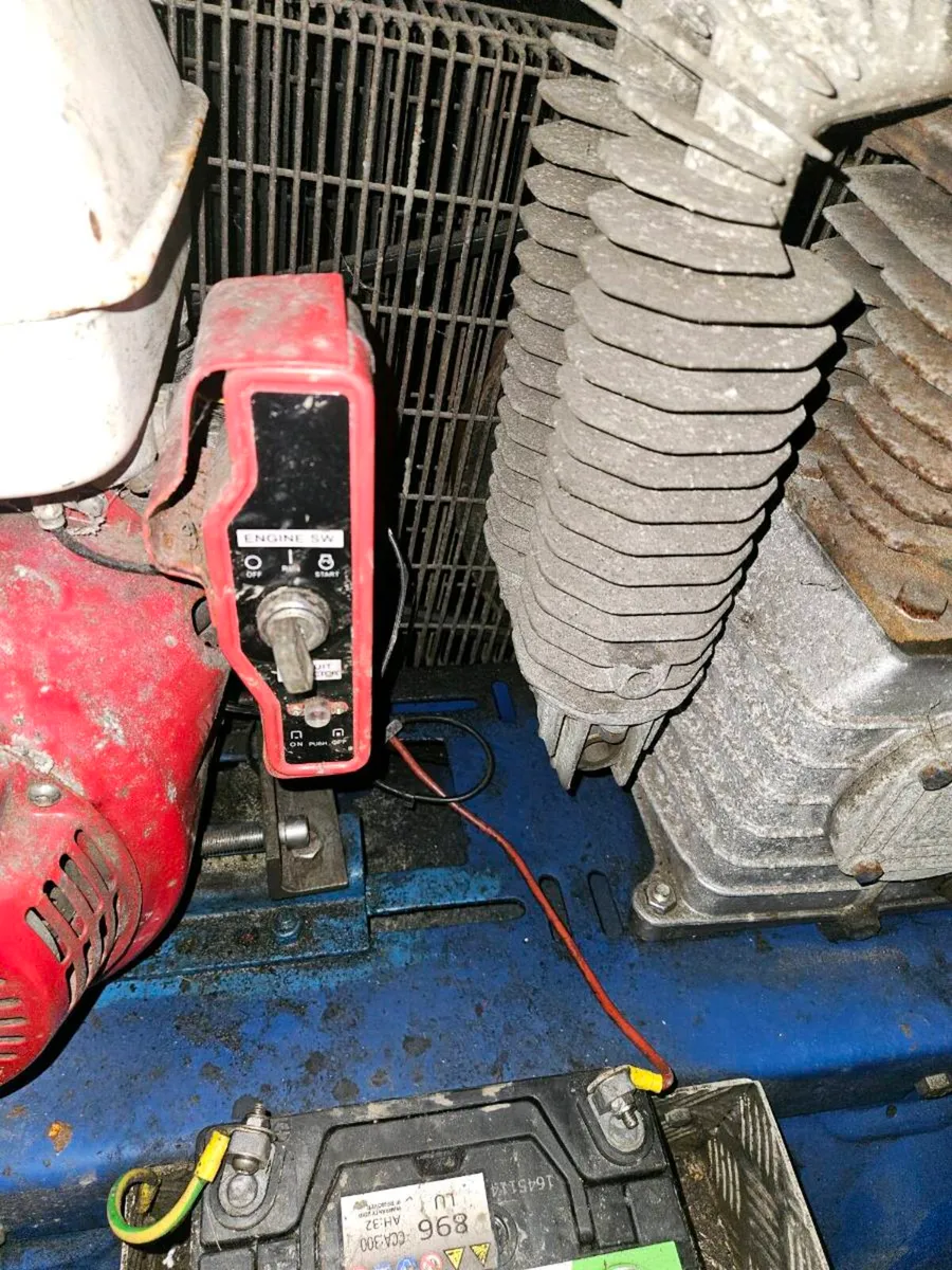 Petrol compressor - Image 2