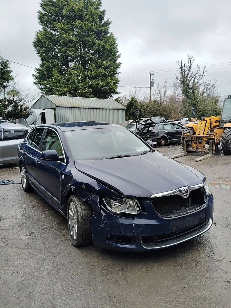 Breaking Skoda superb 2012 1.6tdi - Image 2