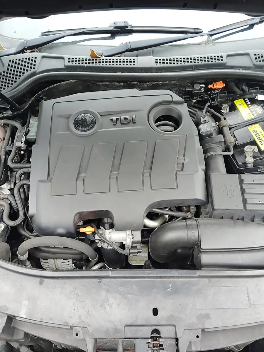 Breaking Skoda superb 2012 1.6tdi - Image 3