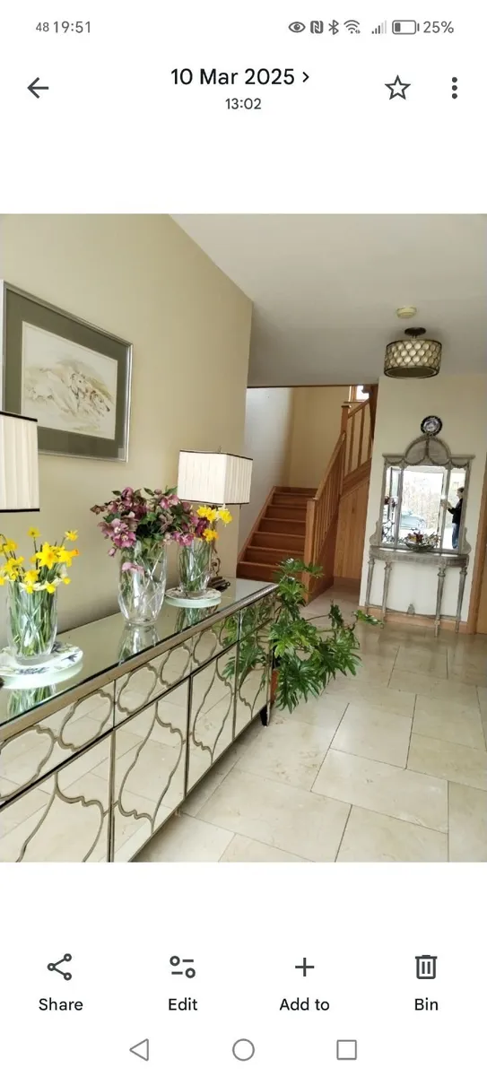 Beautiful venetian gold patterned sideboard - Image 1