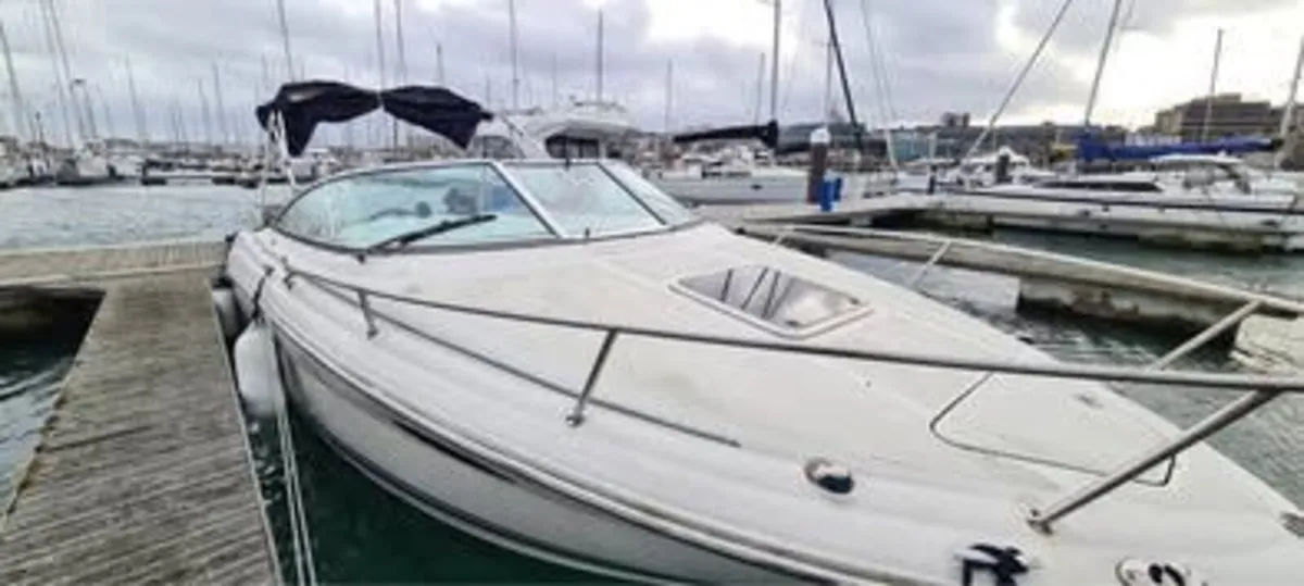 2005 SEA RAY 215 WEEKENDER - Image 2