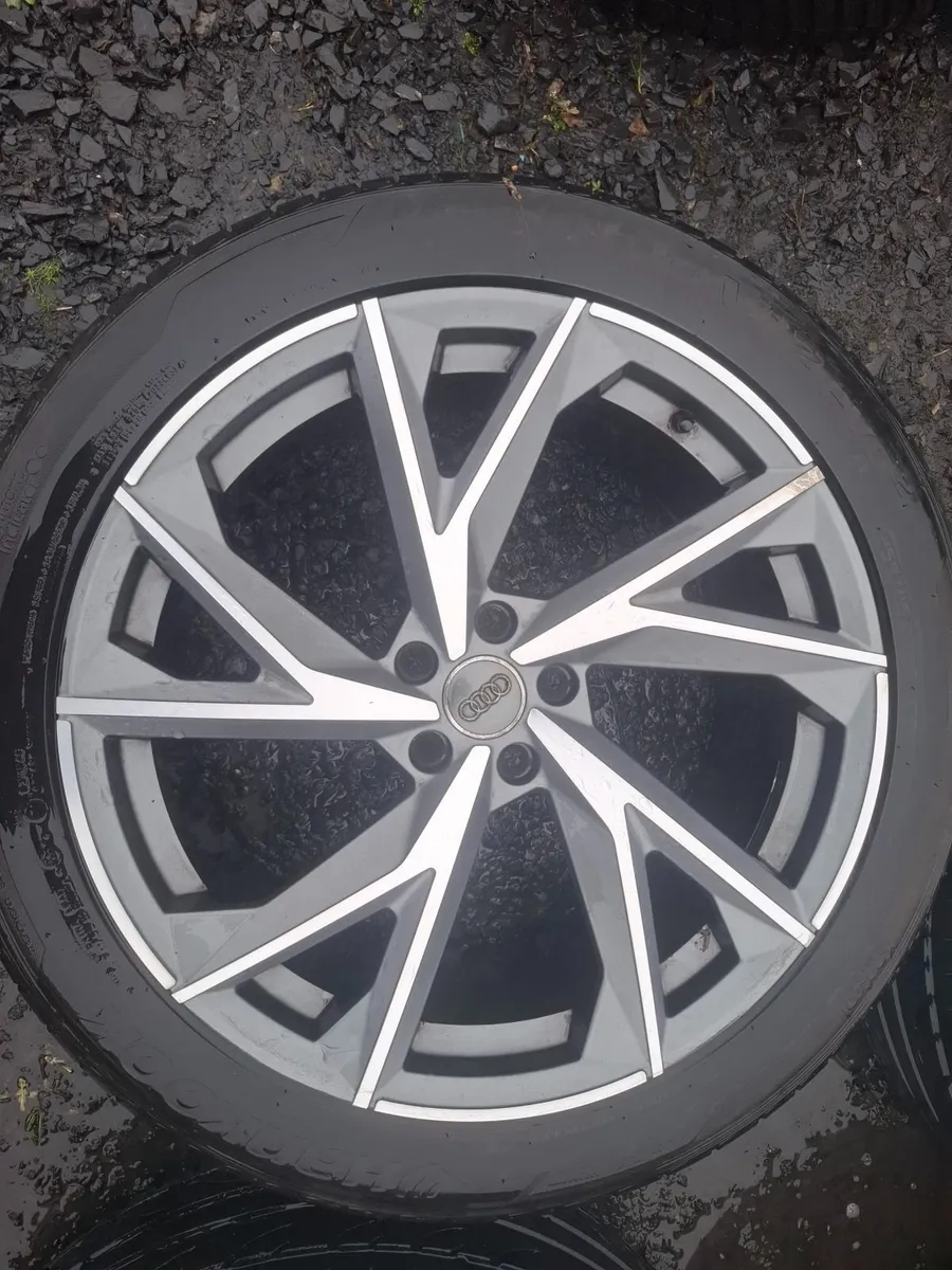 20" Audi Q5 Alloys with tyres - Image 4