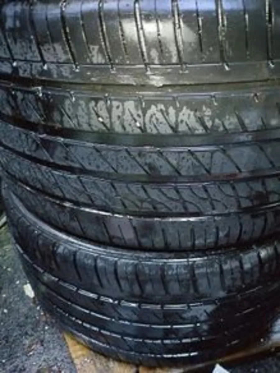 I Link tyres 275 30 20 (two available)
