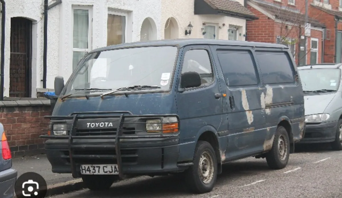 Hi anyone got an old model toyota hiace - Image 1