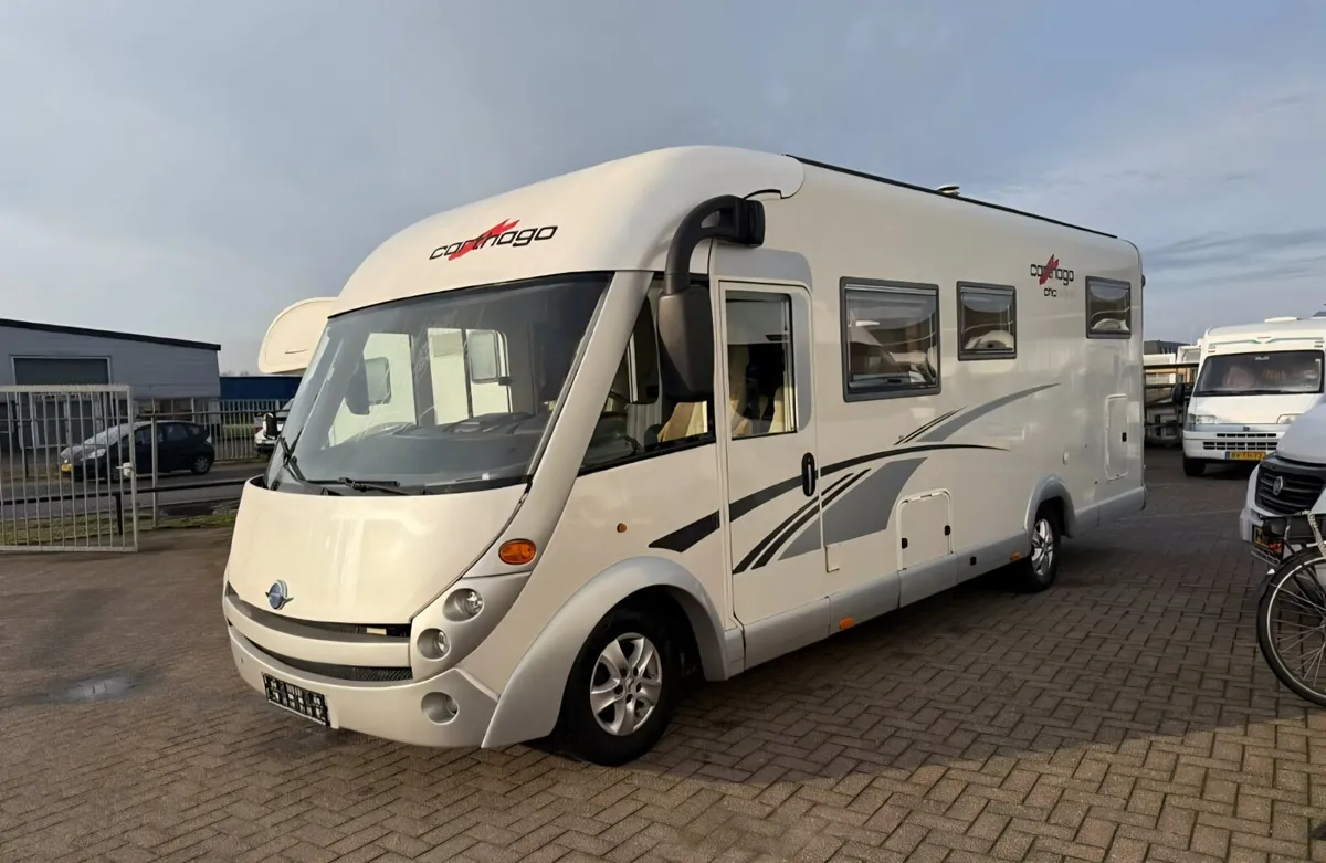 2010 CARTHAGO CHIC C-LINE A-CLASS A MUST 👀 - Image 3