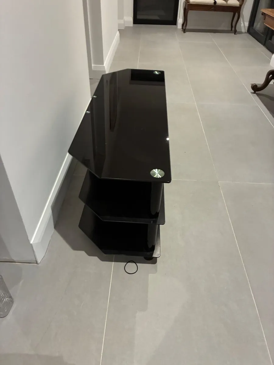 Tv stand - Image 3
