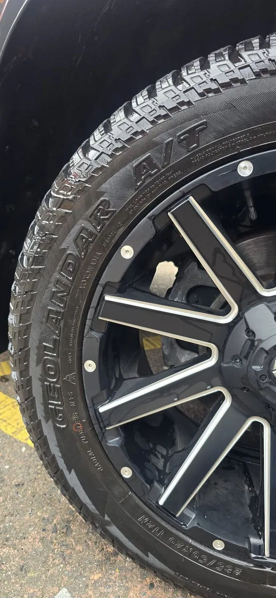 20inch Fuel wheels - Image 3