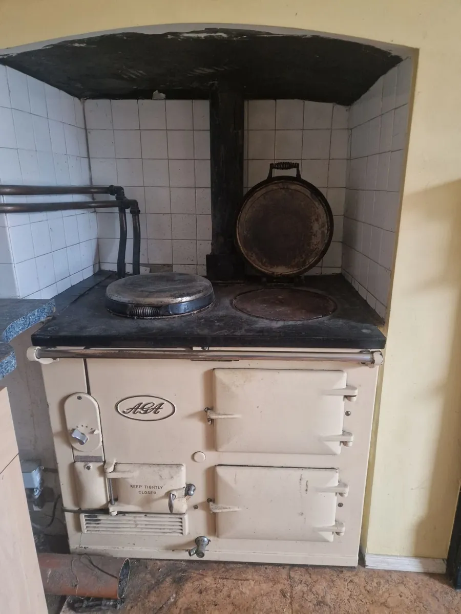 Aga. FoC.  Oil. Must be removed.