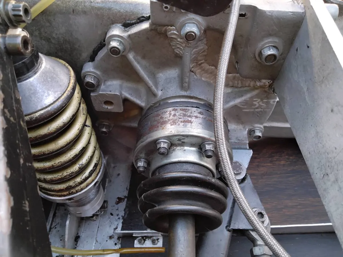 Reynard Race Car - Image 4