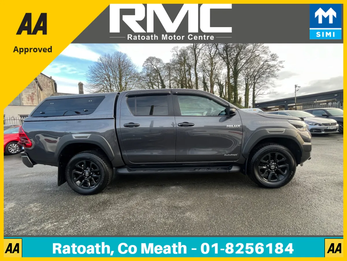 Toyota Hilux 2.8 D INVINCIBLE X CREW CAB 204BHP 4W - Image 4